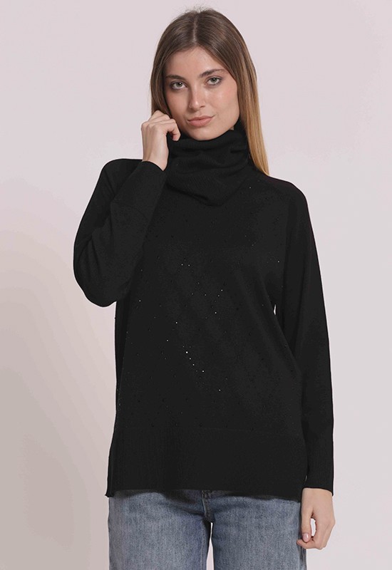 MAGLIA CON STRASS E COLLO...